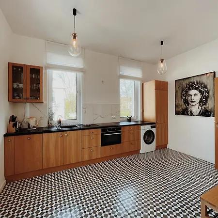 شقة La Jaguara Artistic House In The Center Of